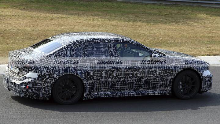 bmw-m3-2027-fotos-espia-nurburgring-2025109759-1756221751_11