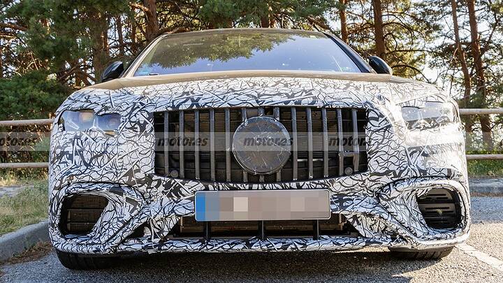 Mercedes-AMG sube el listón con un potente Clase S más tecnológico que se descubre en estas fotos espía 3