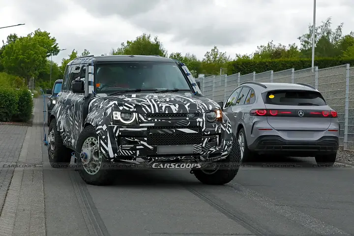 Land-Rover-Defender-Extreme-Spy-Shots--newcarscoops-25