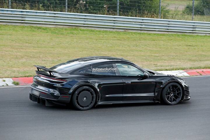 imgi_75_2026-porsche-taycan-turbo-gt-manthey-kit-spied-testing-may-cost-well-over-300000_7