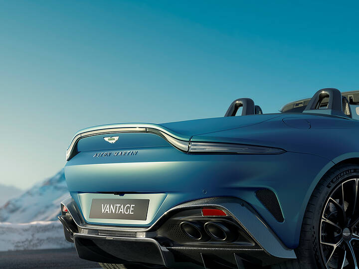 Aston Martin Vantage Roadster_19