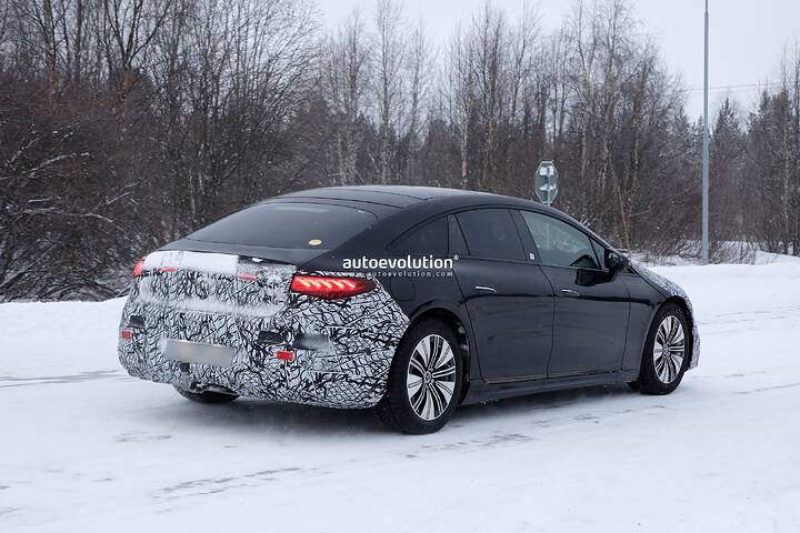 imgi_43_mercedes-eqs-is-getting-a-new-face-newcarscoops_8