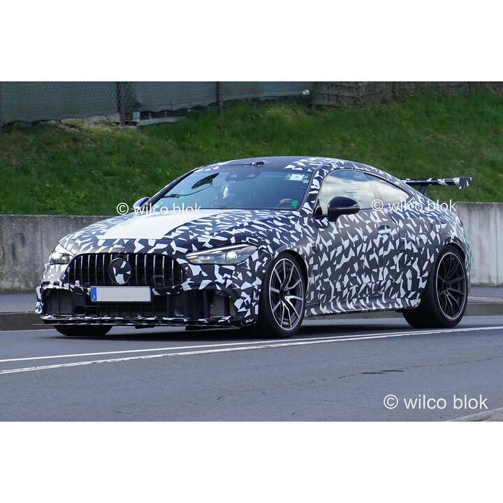 2027 Mercedes-AMG CLE Mythos-newcarscoops-40