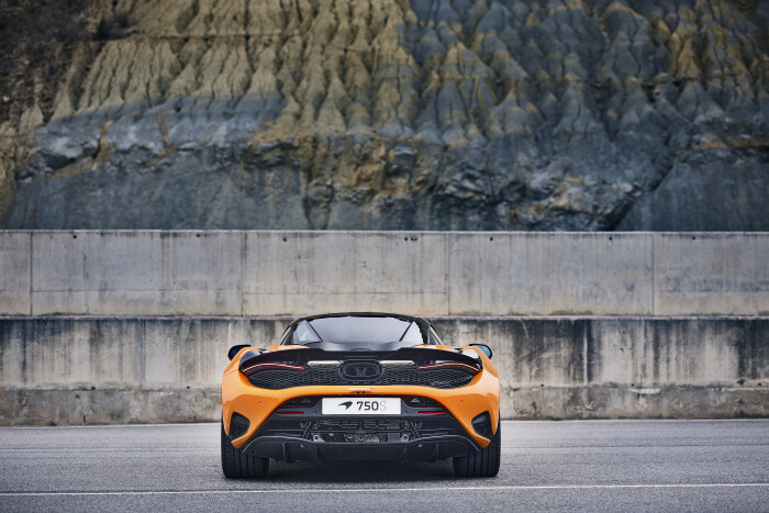 14910-McLaren750SCoupbbc58eb24ce63aa3.md.jpeg