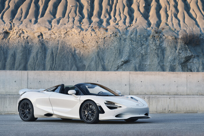 14880-McLaren750SSpidercb6ce7dca8636ce5.md.jpeg