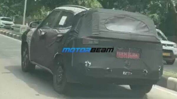 hyundai-alcazar-facelift-spotted-testing-in-india-1-600x338