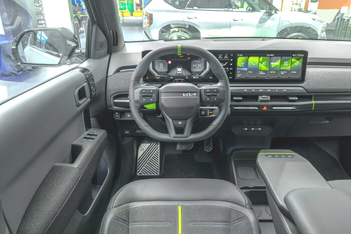 kia ev3 gt ivory silver matt motorshow interior highres 04