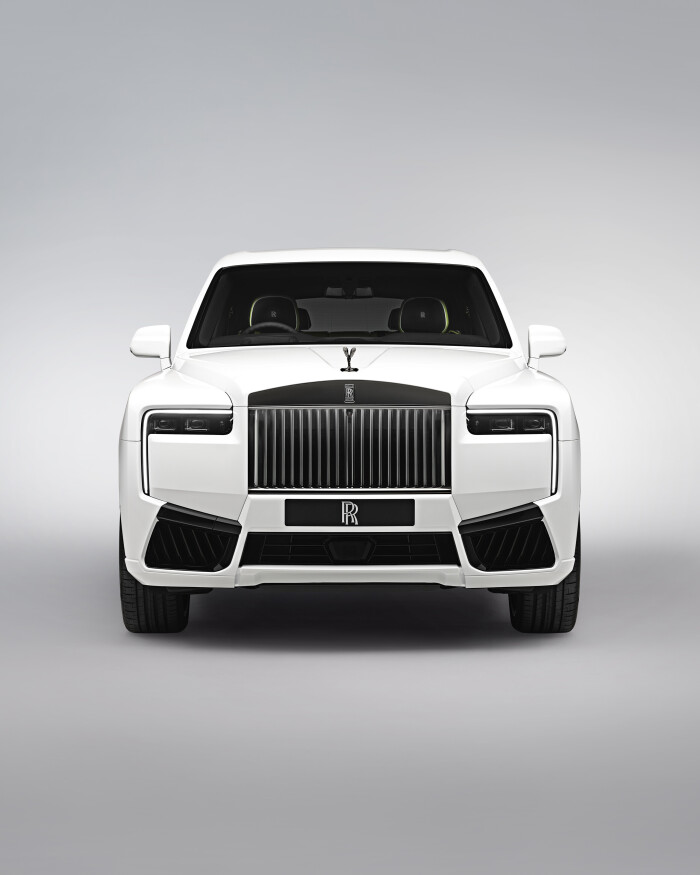 Rolls_Royce_Black_Badge_Cullinan_SII_41a597f8b2a78e21b.md.jpeg