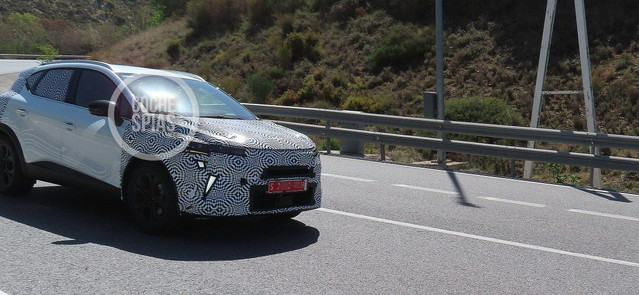 2023 Renault Capture-newcarscoops-com_5